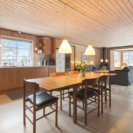 Vaska - 550m From The Sea By Interhome Løkken