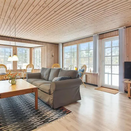 Vaska - 550m From The Sea By Interhome Hébergement de vacances *