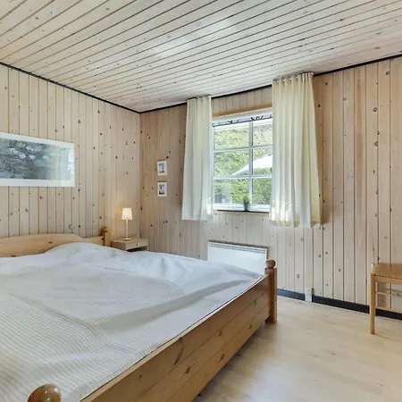 Hébergement de vacances Vaska - 550m From The Sea By Interhome