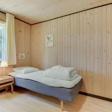 Vaska - 550m From The Sea By Interhome Feriehus *