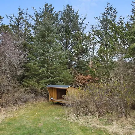 Vaska - 550m From The Sea By Interhome *
