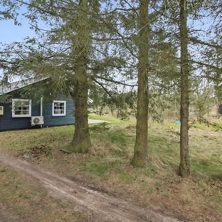 Hébergement de vacances Vaska - 550m From The Sea By Interhome
